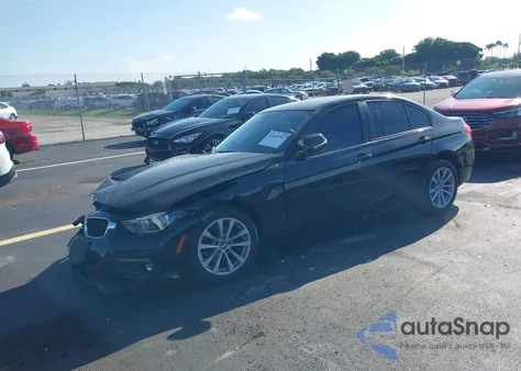2018 BMW 320I xDrive z USA, uszkodzony, nr VIN WBA8A3C5XJA494384